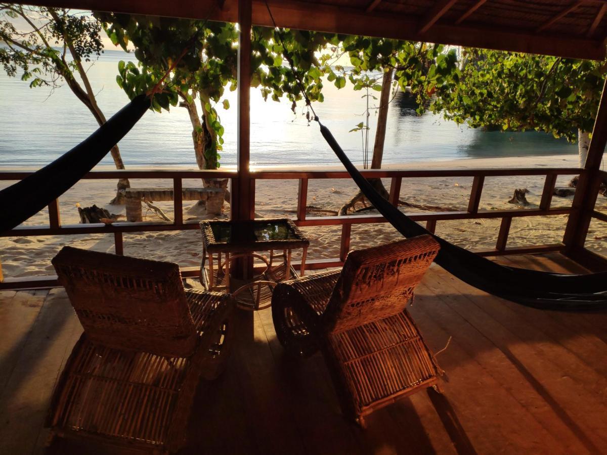Harmony Bay Resort And Dive Center Wakai Exterior foto