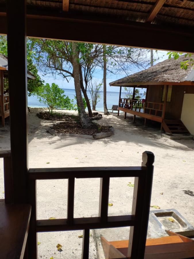 Harmony Bay Resort And Dive Center Wakai Exterior foto