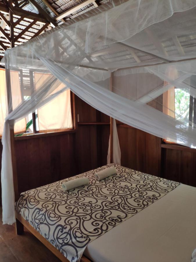 Harmony Bay Resort And Dive Center Wakai Exterior foto