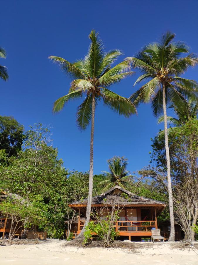 Harmony Bay Resort And Dive Center Wakai Exterior foto